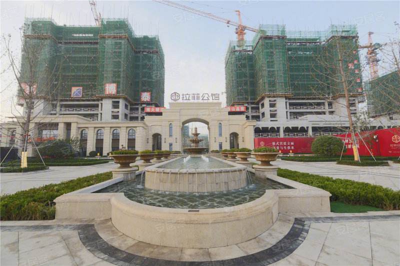 邹城市拉菲公馆违规交房,官方回应