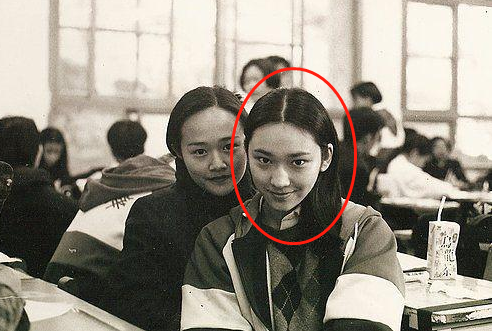 吴佩慈:6年生4胎仍不能入豪门,当年有多风光,如今就有多狼狈