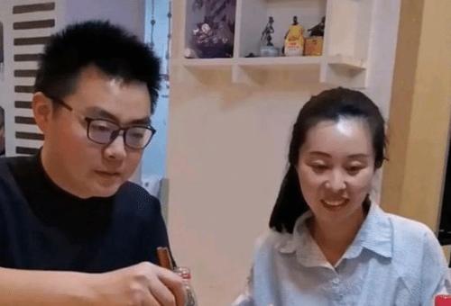 田静因郭威的"备注名"闯祸,许敏哥哥发声支持,网友丝毫不买账