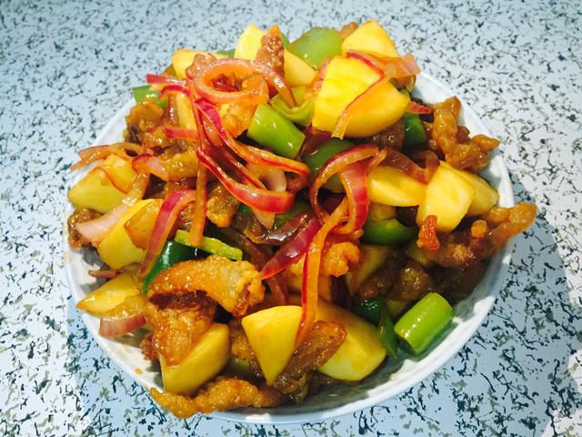 教你营养美味的苹果炒肉,解馋过瘾超好吃,再不用担心孩子挑食了