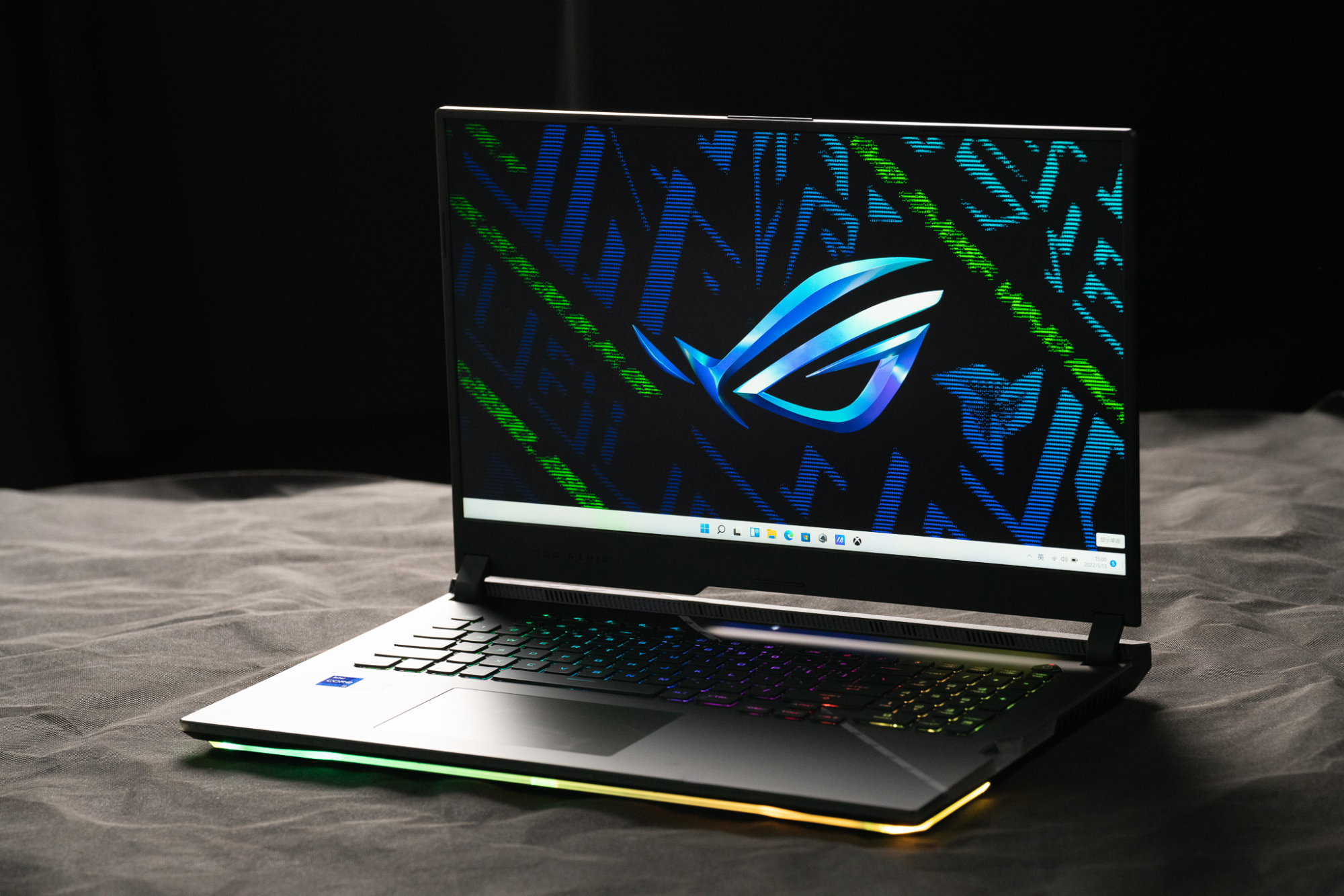 rog枪神6 plus超竞版图赏:超越"枪神"的存在