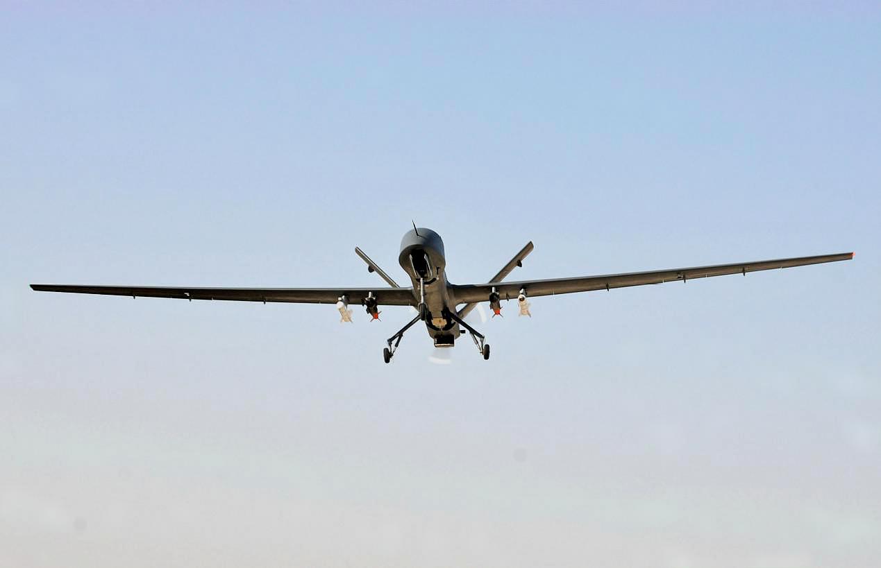 专打航母"下三路"!中国彩虹自毁式无人机,威力堪比东风-21d!