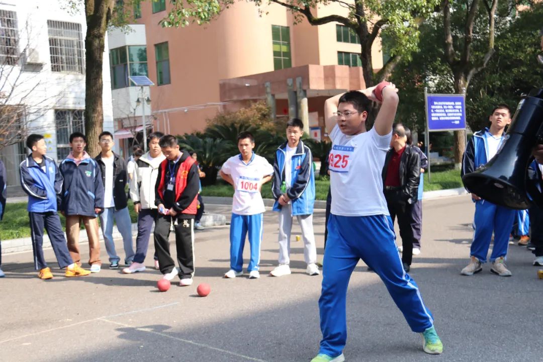 雅礼浏阳二中汤翔图片