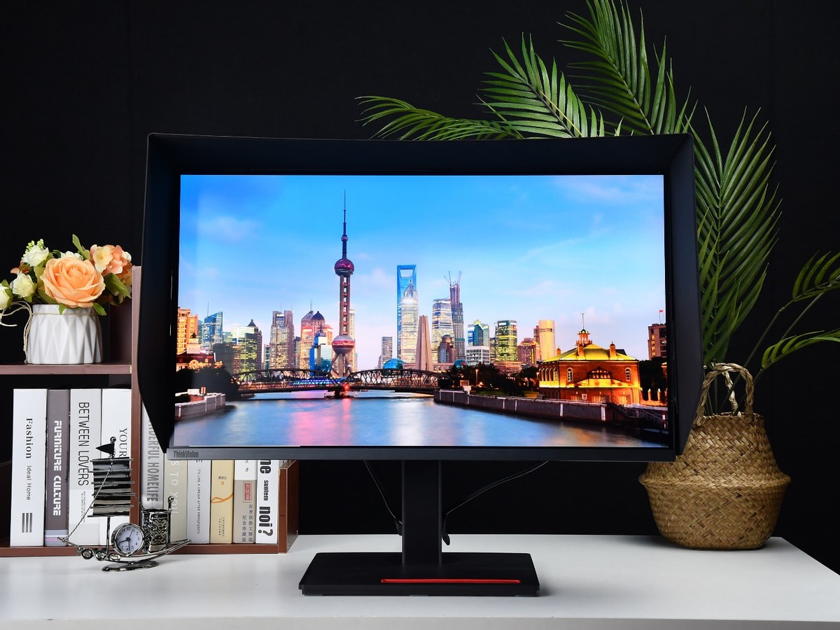 4k hdr miniled 联想thinkvision隐士extreme显示器体验式评测