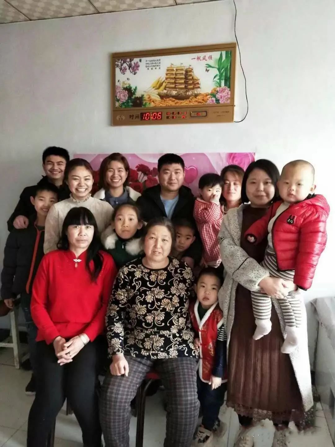 何凤山寻找英雄后人