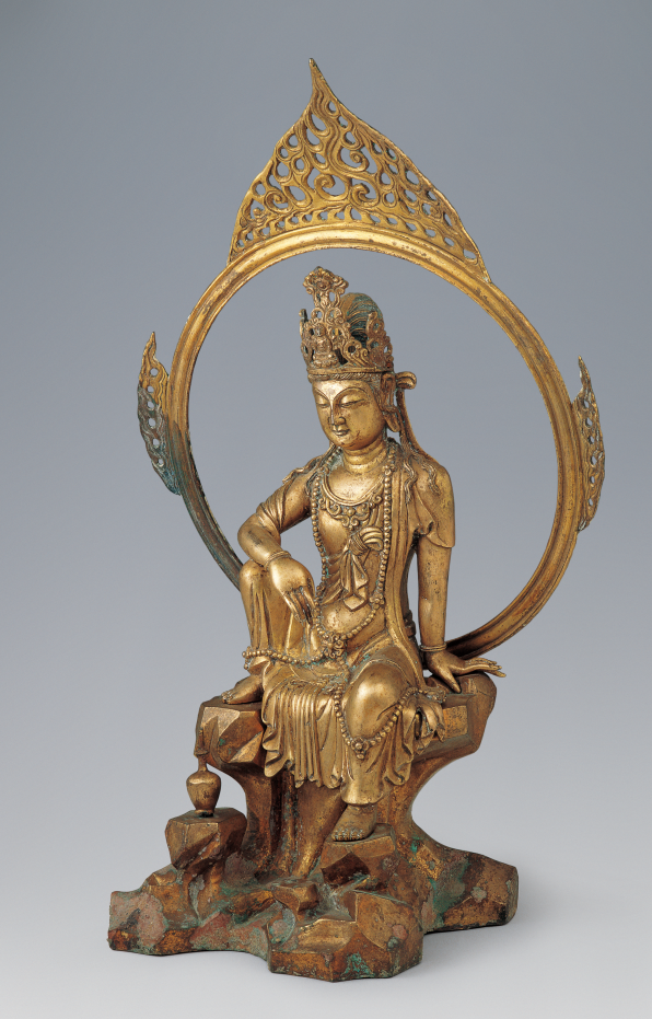 万佛塔出土五代鎏金铜水月观音像-国家博物馆藏