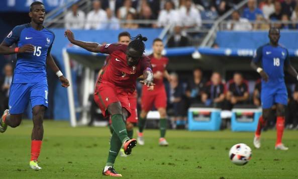 16年欧洲杯决赛中进球的是谁呢?