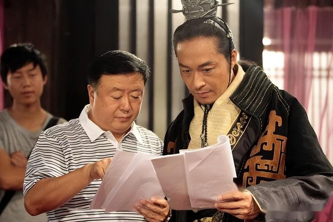 九爷韩栋:娶前经纪人为妻,这是我最明智的决定!