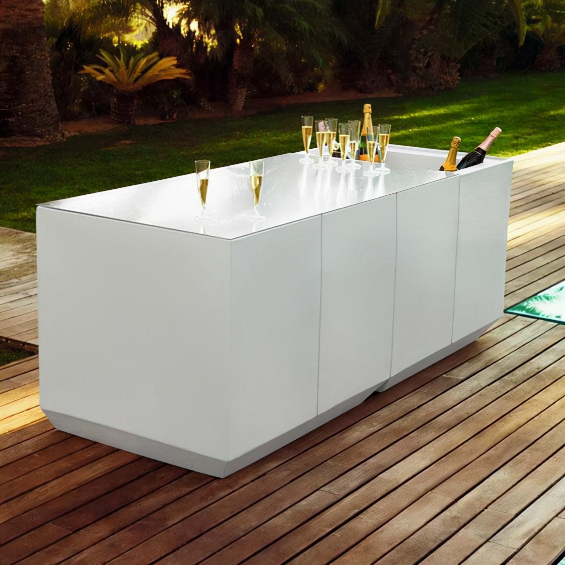 有格调的庭院都有一个小吧台