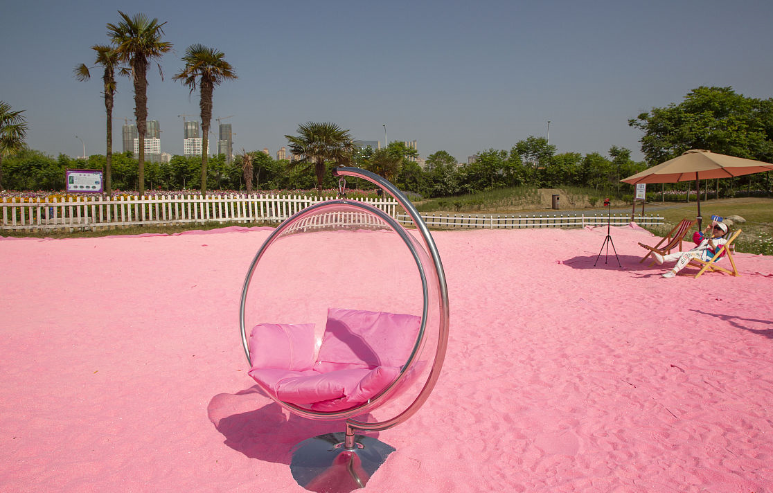 南京高淳的粉色沙滩,宛如一个童话世界,超适合拍照