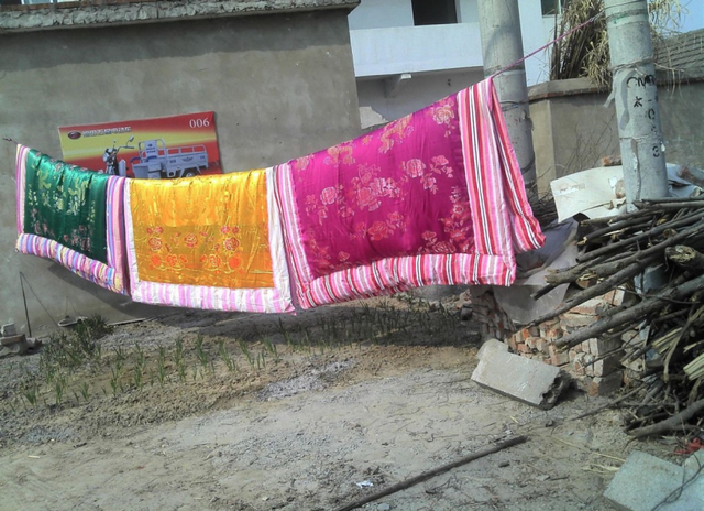 被子睡久了有味道?教你几个生活妙招,不用晒不用洗,杀菌还干净