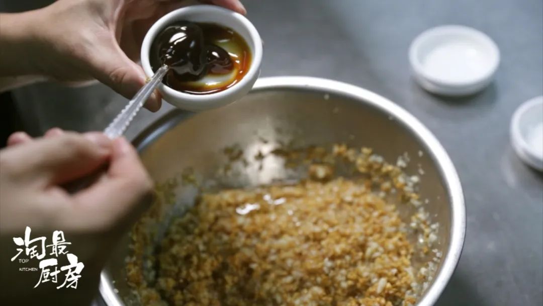 学会万能蒜蓉汁,丝瓜还能蒸着吃
