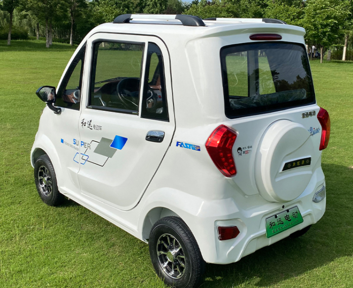 电动小四轮,老年代步车,外观小巧可爱,日常代步方便实用