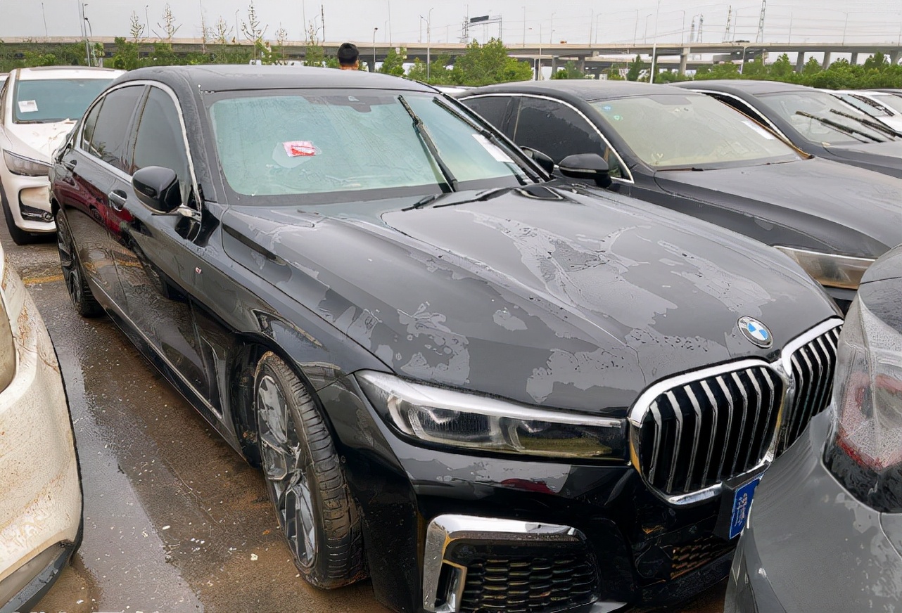 小伙花19万从河南买辆宝马740泡水车,以为可赚30万,结果赔30万