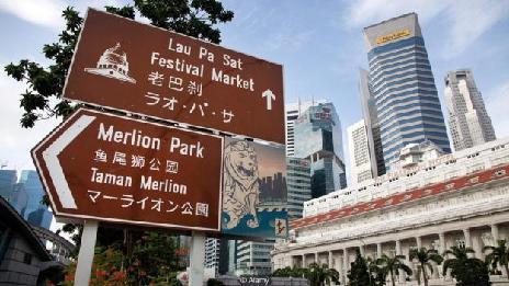 新加坡大部分都是华人,李光耀为何将英语定为官方语言?