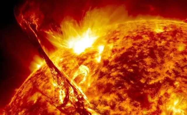 卡林顿事件再次重演?2025年将达到极限值,超级太阳风暴要来了?