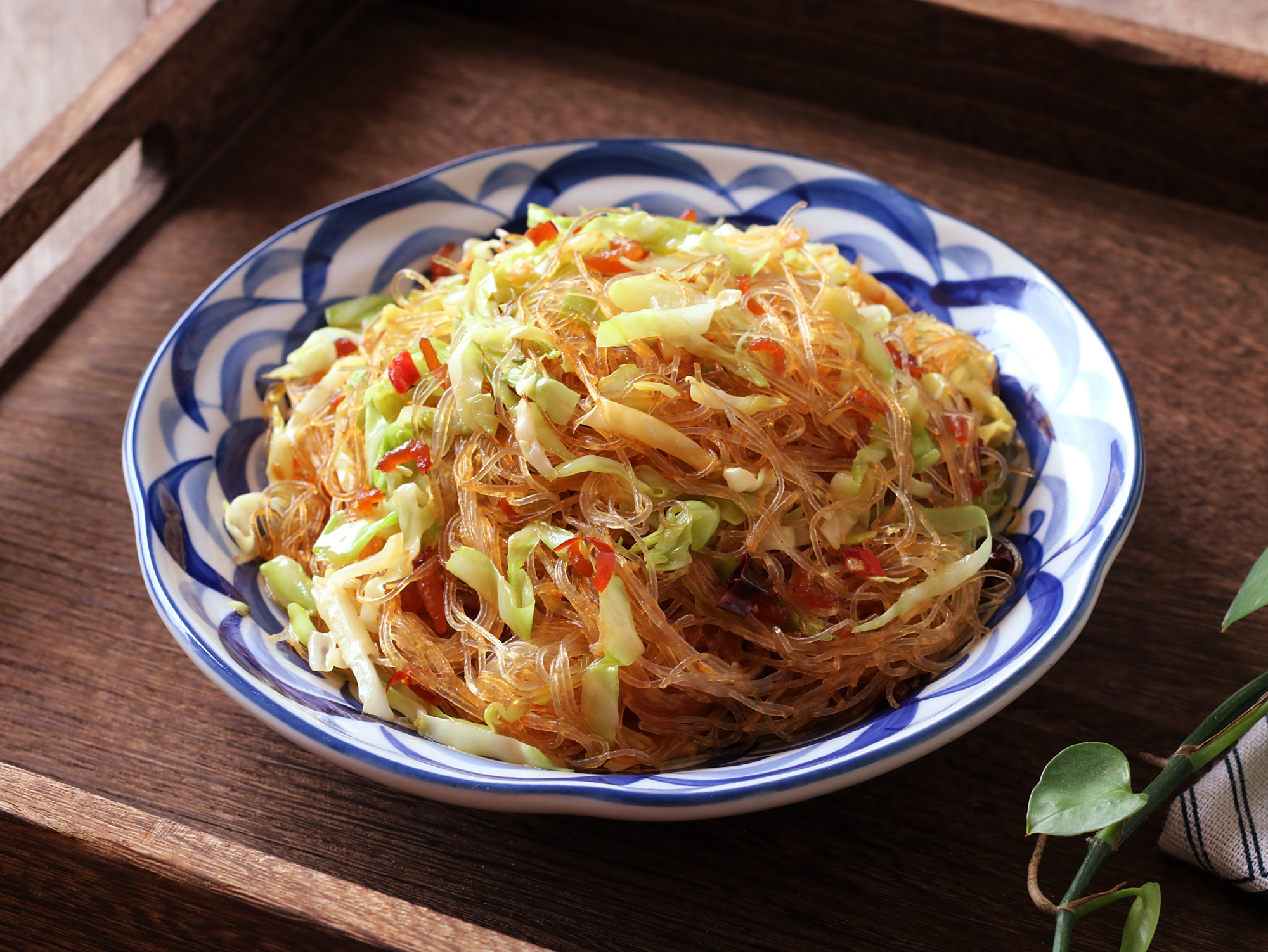 炒粉丝时,要不要先焯水?学会夜宵摊做法,粉丝根根顺滑不粘锅