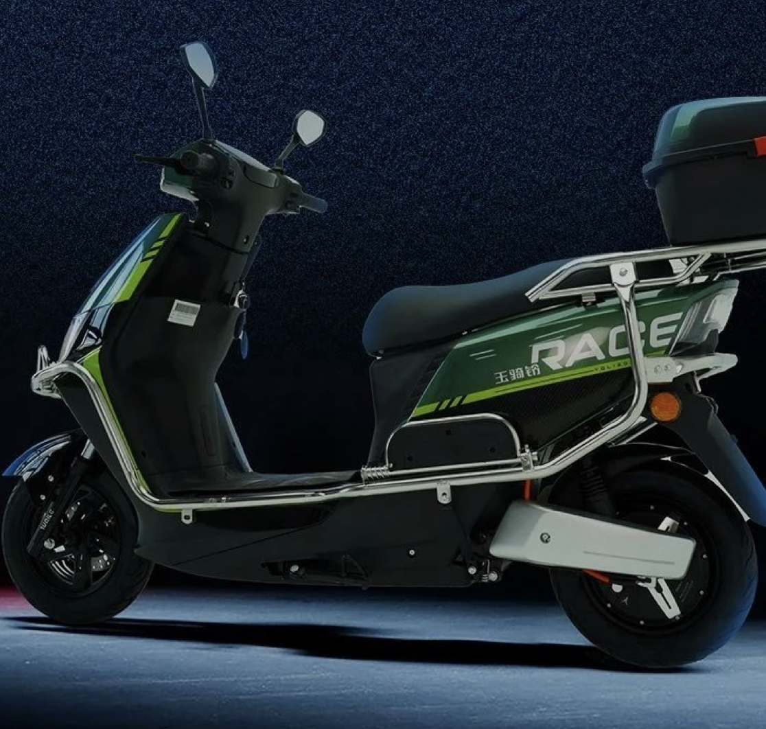 2款大功率电摩亮相,配96v大电瓶,爬坡力强,满电续航500里!