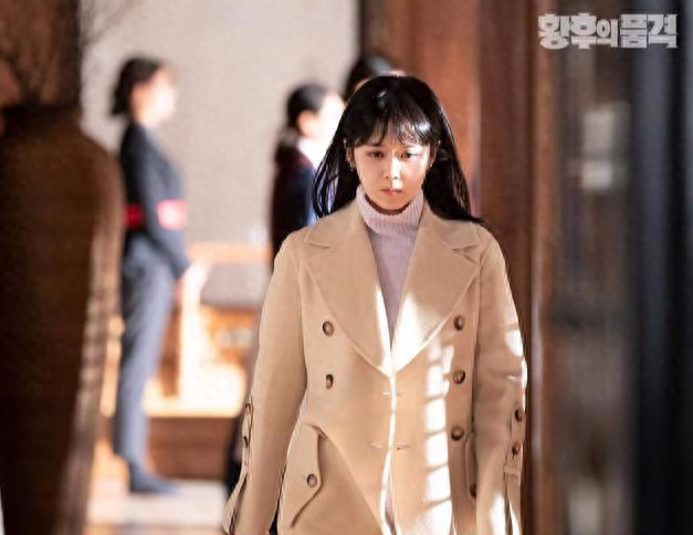 回顾献唱北京欢迎你撞脸赵丽颖爆红的张娜拉为何突然消失