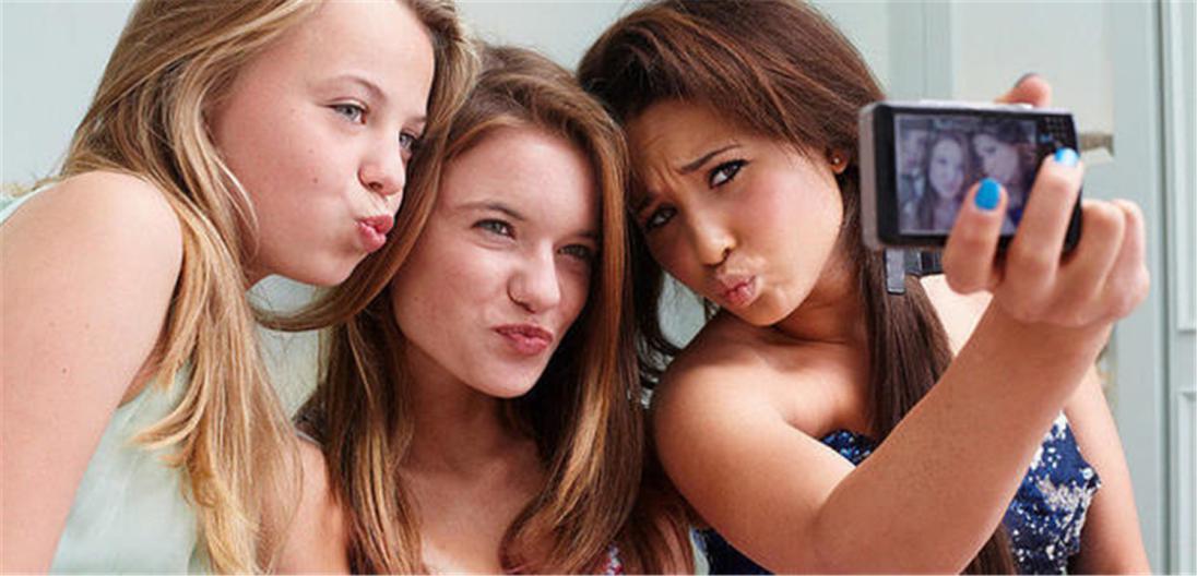 孩子变得很自恋?娃的成长过程,离不开"自恋情结"的相伴