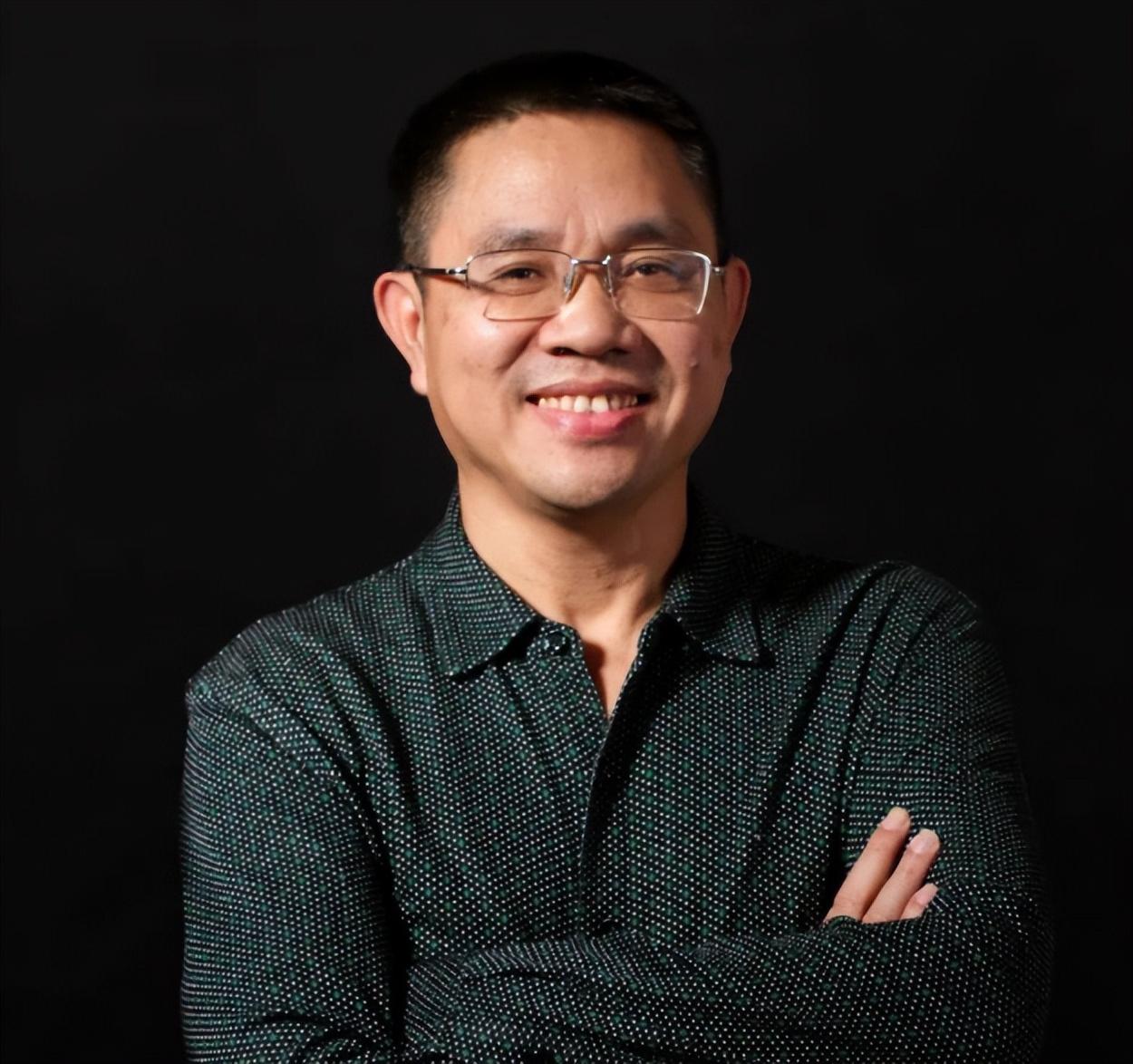 北大才子陈生:出资2亿建138套别墅,无偿送乡亲,如今不敢回老家