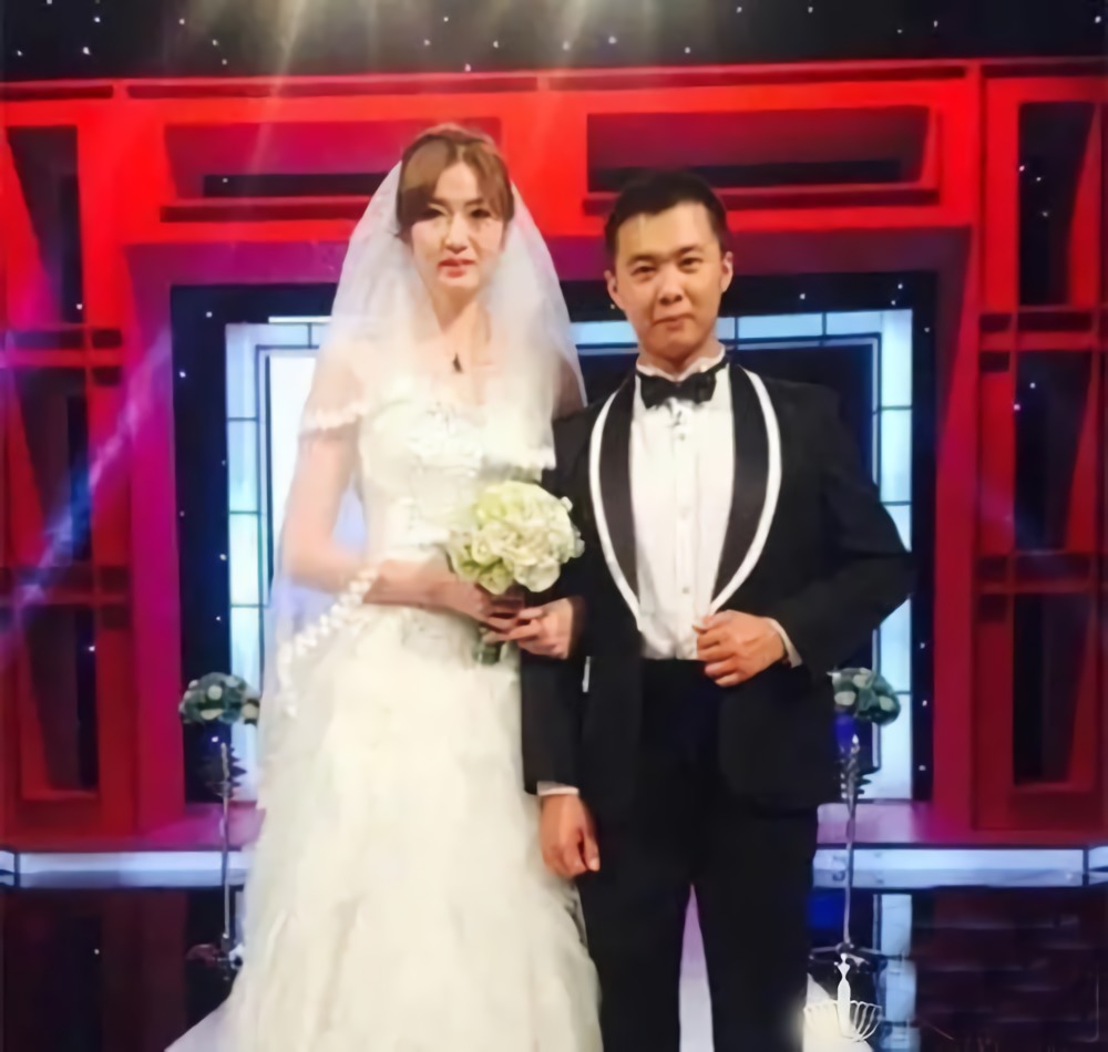 梁天云:1米97大美女,因情退出女篮,2014年嫁矮个东北农村小伙