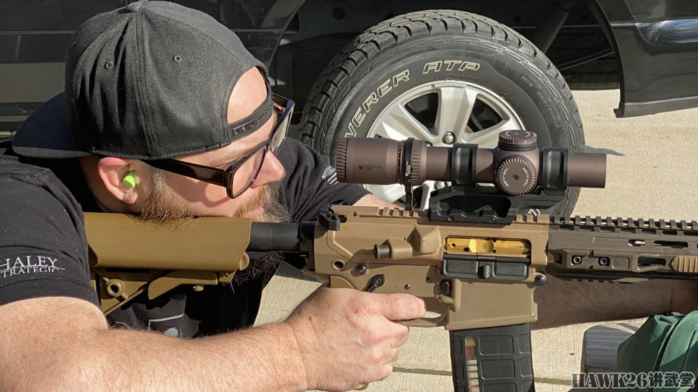 评测:vortex"剃刀"1-10×24目前最出色的低倍率可变倍瞄准镜