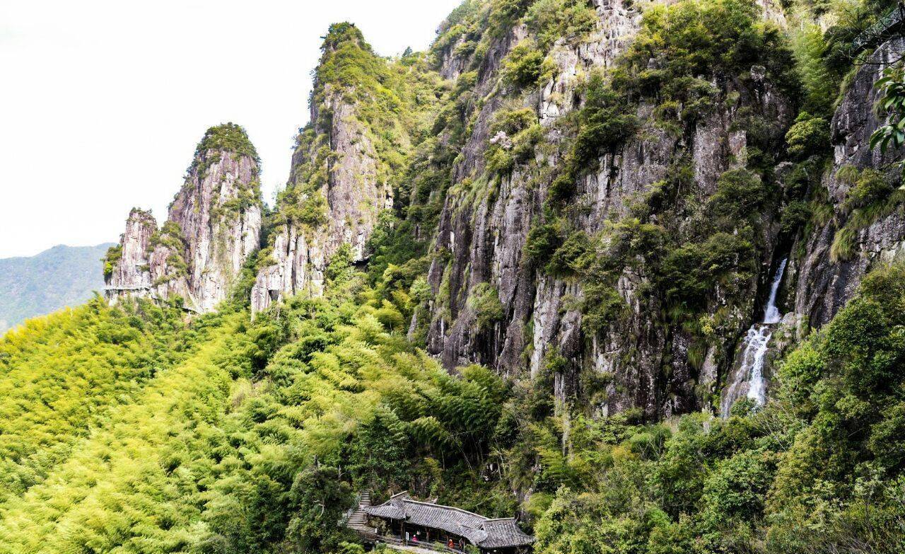 浙江麗水最值得一去的景點,瀑布各異,石林無數,門票80元