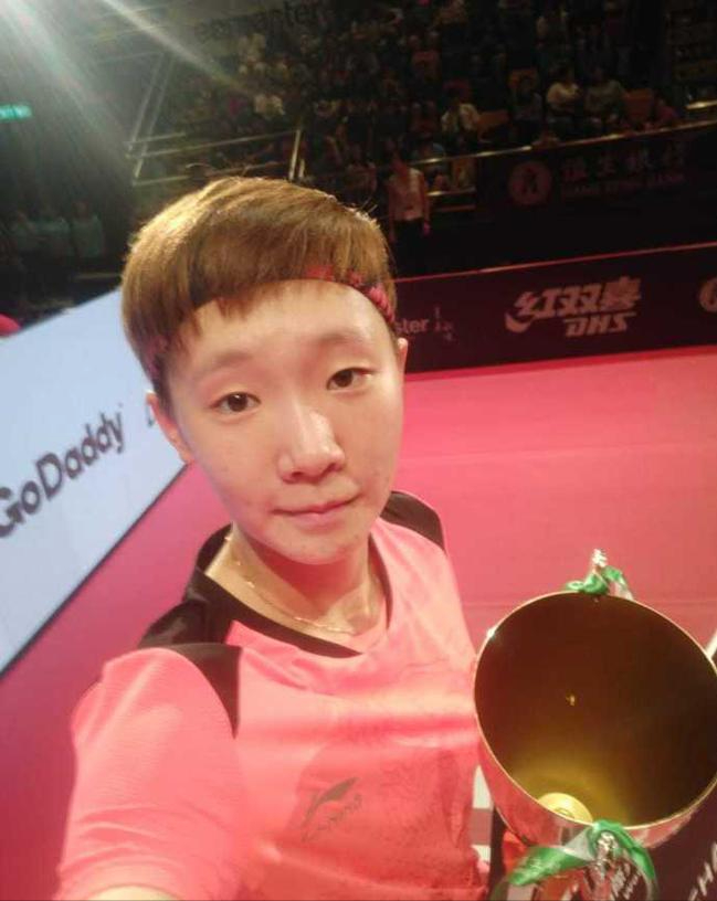 国乒5朵金花的家庭:王艺迪体二代,陈梦富二代,王曼昱父亲泪目