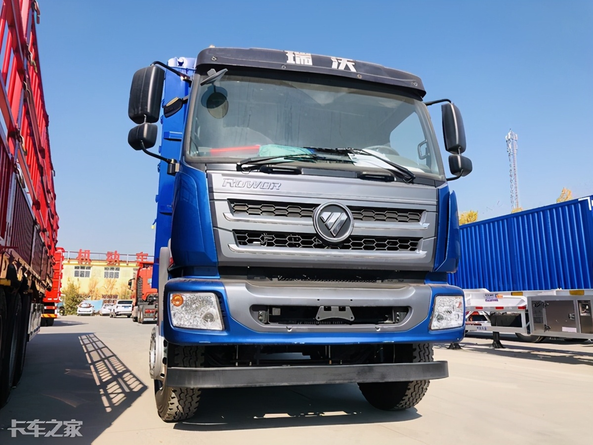 220马力玉柴 8挡法士特,实拍福田瑞沃q5 6米8载货车