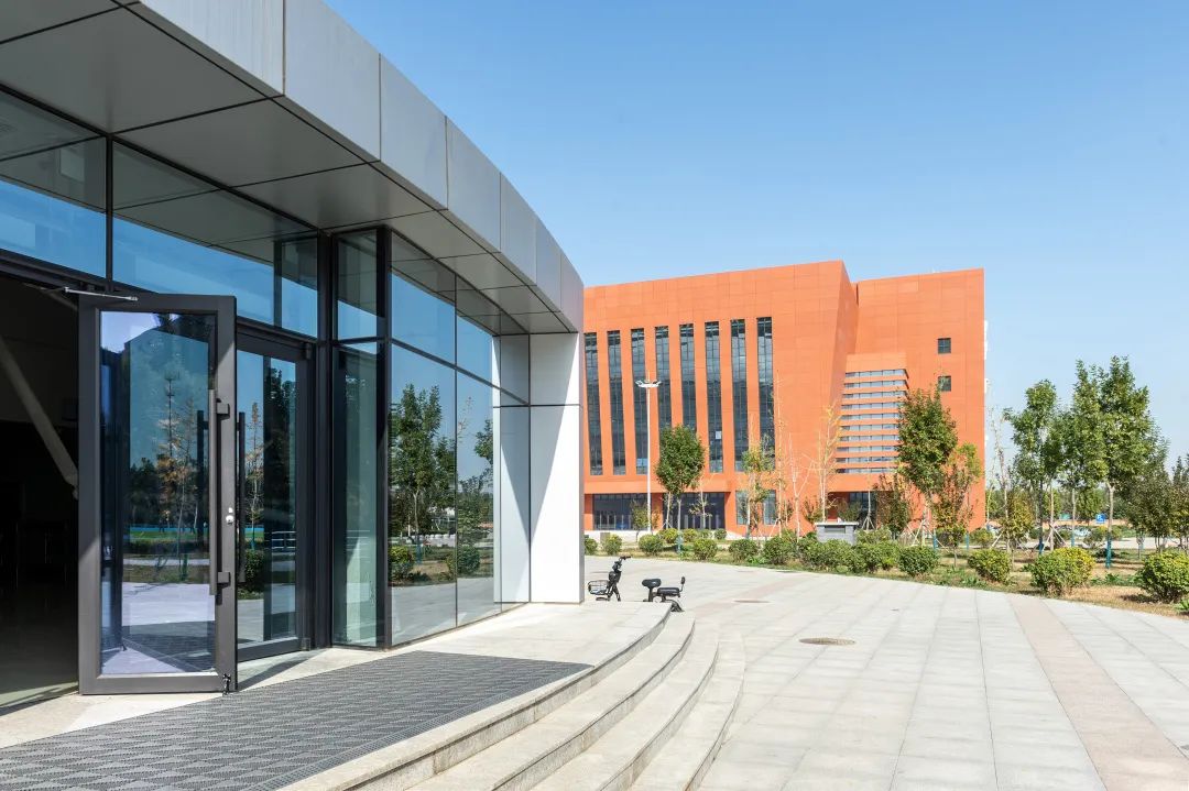 河北大学游泳馆正式开放!