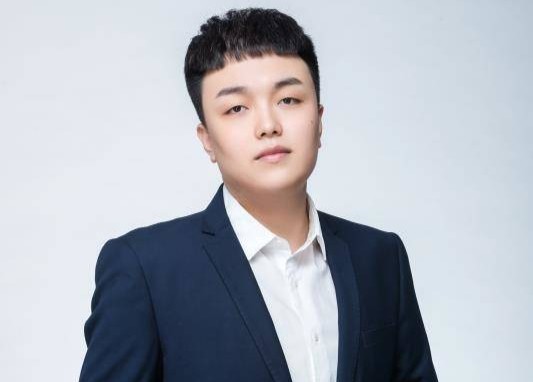 cf广君带粉丝圆梦,参加cf大赛拿到两个省冠,励志经历十分感人