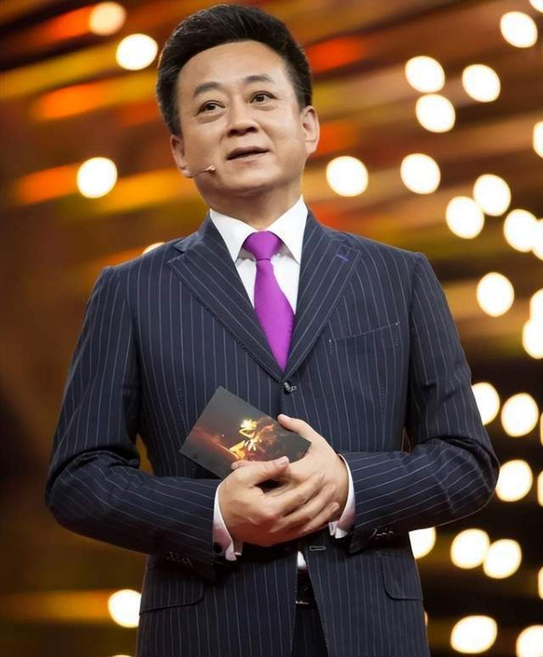 朱军否认重病住院传闻# 在10月21日,有网络传闻称央视著名主持人朱 