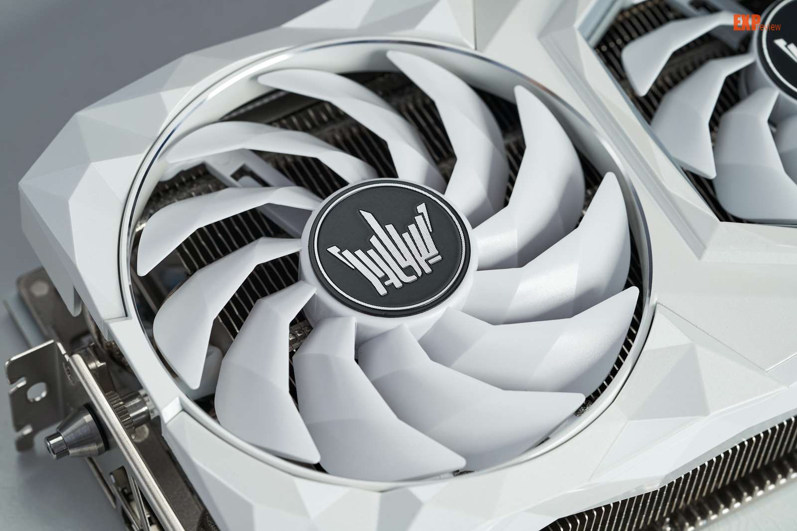 影驰rtx 3090 ti名人堂超频实验室限量版显卡评测:为极限超频而造