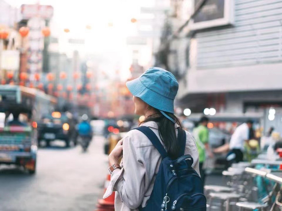 一杯果汁賣給白人8元,中國人20元,泰國旅遊濾鏡消失