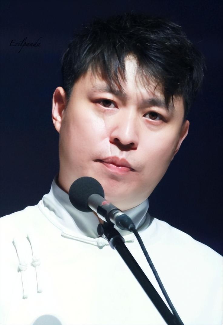 德云社李鹤东从街头混混到被郭德纲收为义子