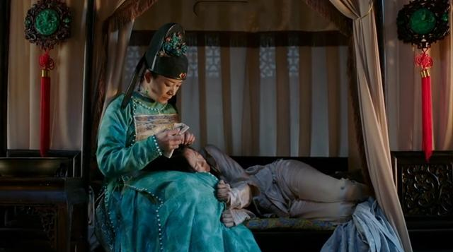 她的养母胡尚仪也因此受到了汉王妃的责打.虽然胡善祥和胡尚仪在参