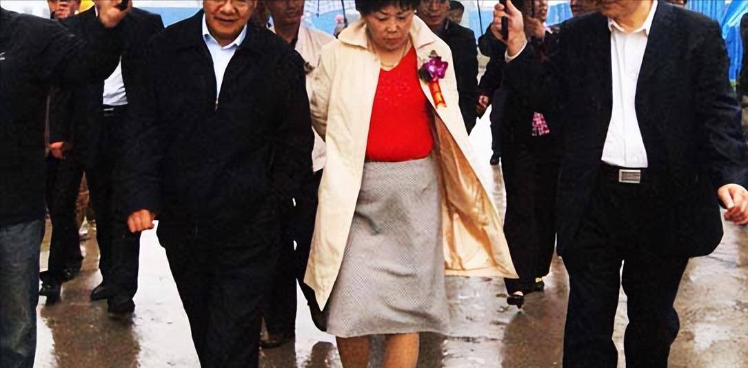 太原"美女贪官"张双娥:大肆敛财,在京沪等地拥有36套房产