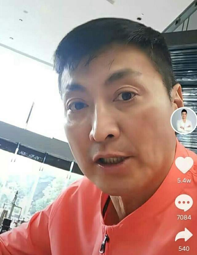 稀土部队章子怡花2小时为女儿录2岁醒醒表演“大变活人”超萌