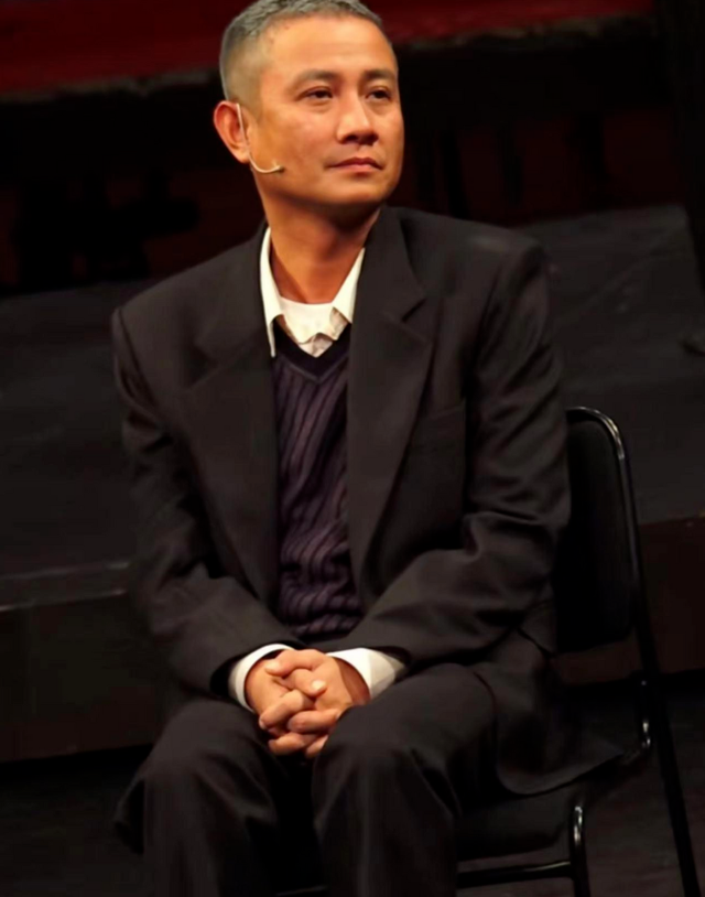 同是李连杰"干儿子",谢苗与文章走上了不同的道路