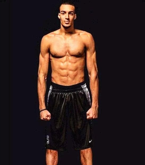 nba拥有"搓衣板"腹肌5大球星,詹姆斯落选 戈登成天花板