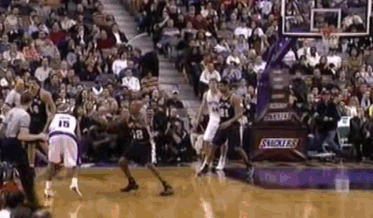 四年半神一世人间,凭什么不让这样的文斯·卡特进入名人堂!