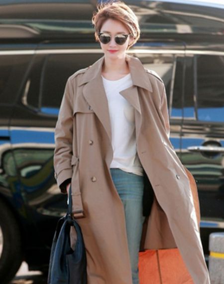 风衣与连衣裙的完美搭配,尽显高级感