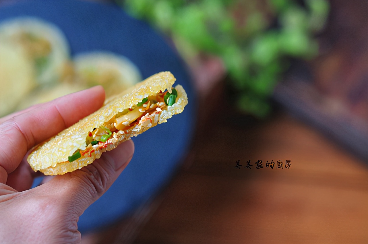 湘西美食"土匪锅巴",又酥又脆太香了!教你地道做法,挺简单!