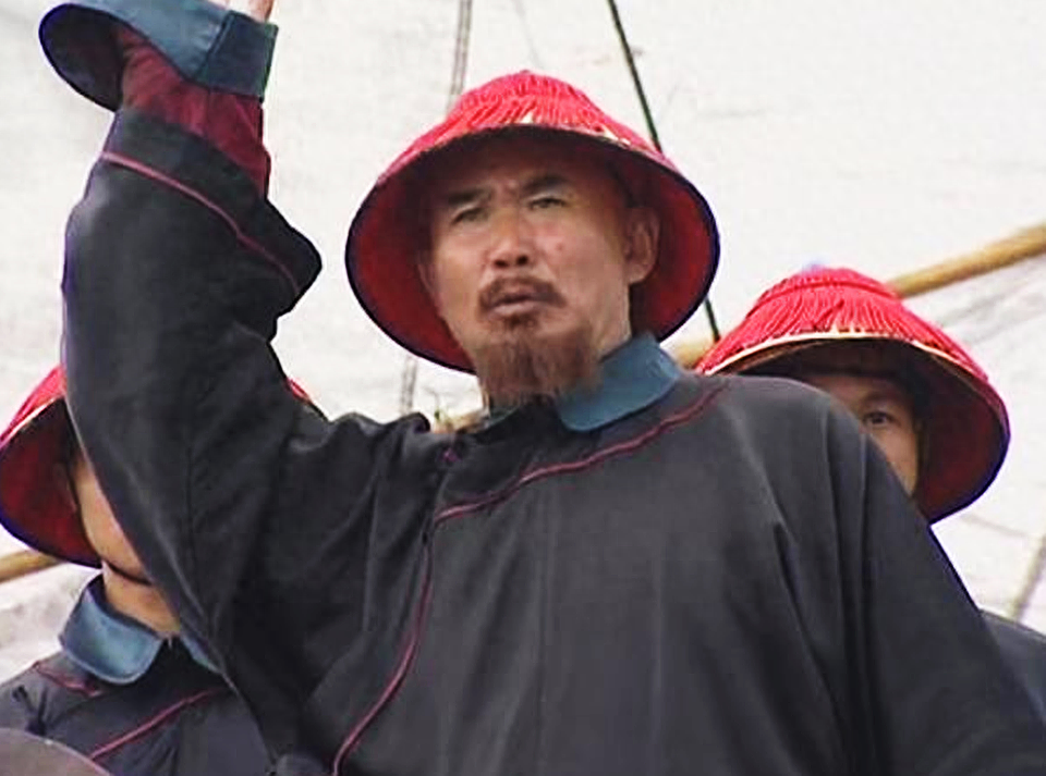一代清官施世纶,为举报贪官大义灭亲,所到之处清风徐来