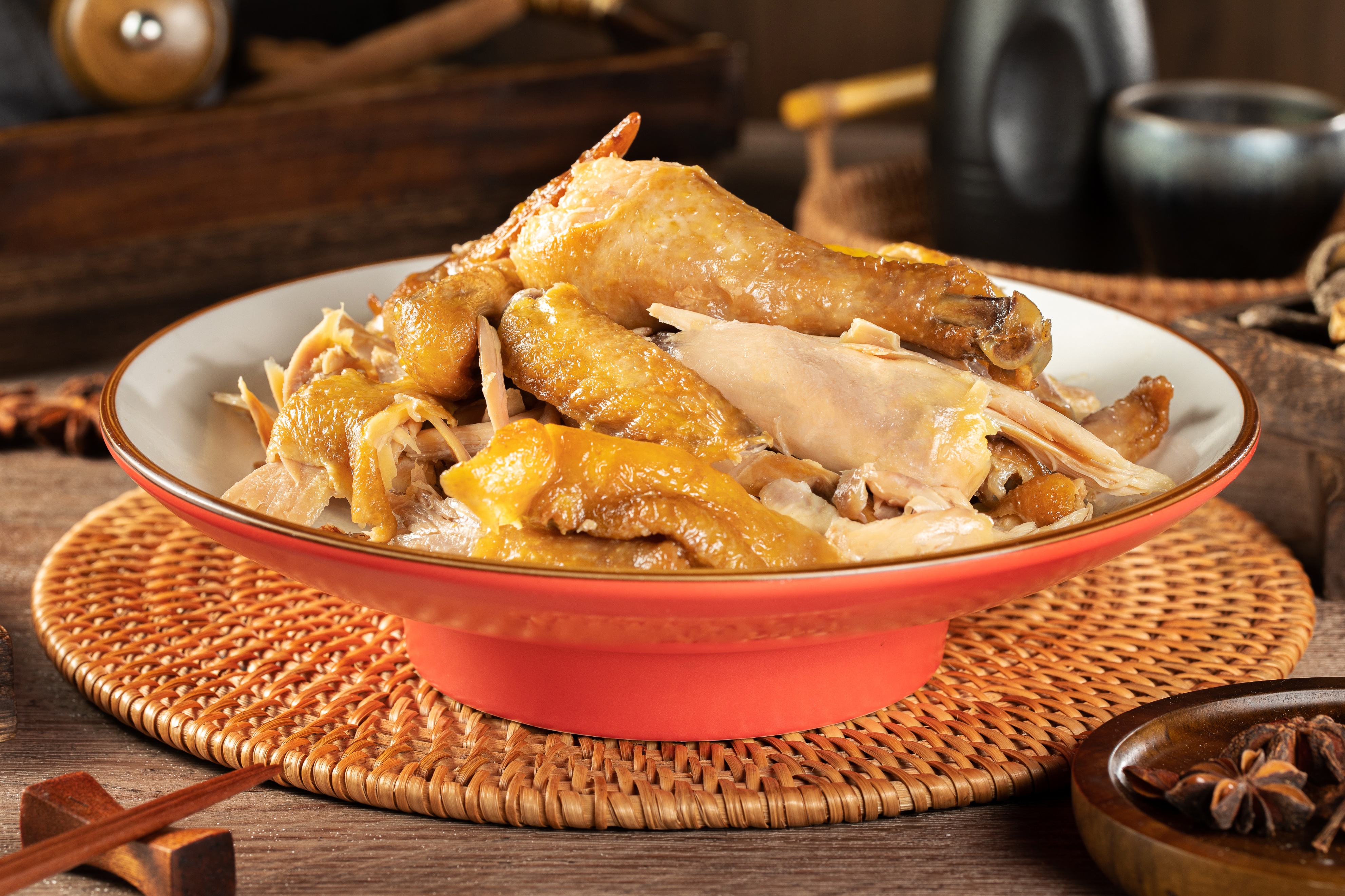 菊花开手撕藤椒鸡新品上线,香卤公鸡限时尝鲜