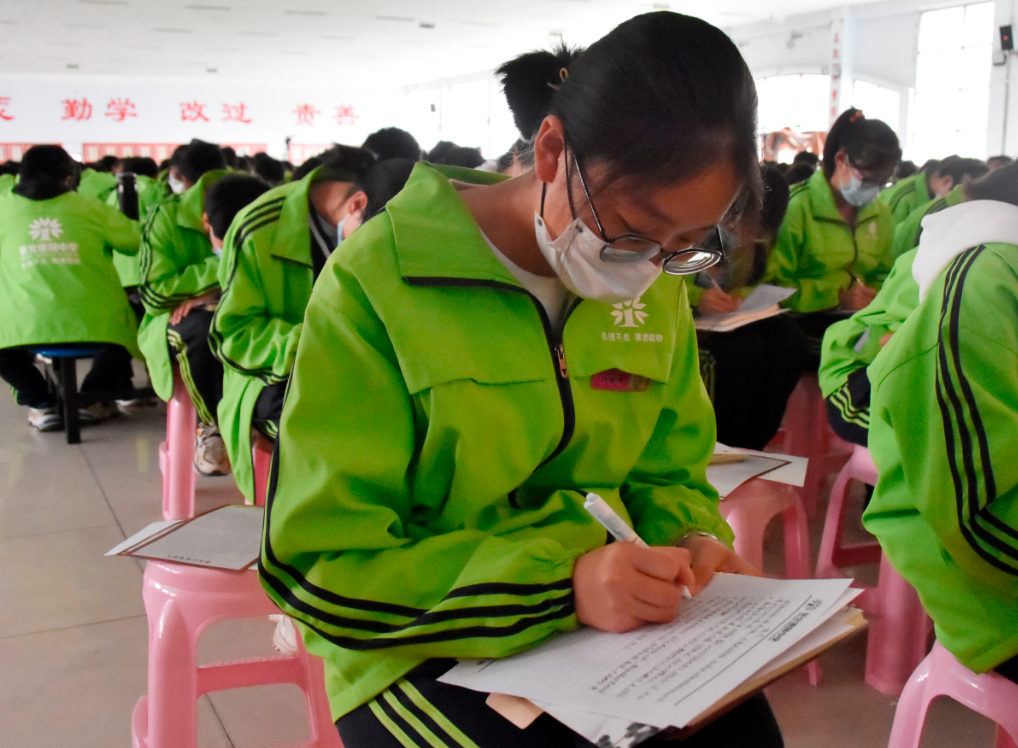 张北德智中学(高中学校)高一年级"立鸿鹄志 做奋斗者 "学习会圆满落幕