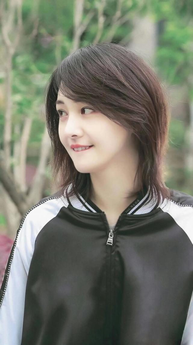 圈钱小天才郑爽,卖自拍教程却有人买账,确定不是自黑教程吗