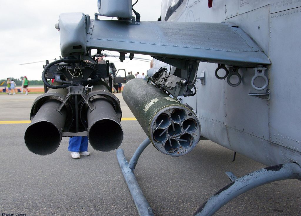 丛林之王"超级眼镜蛇":ah-1w/ah-1z