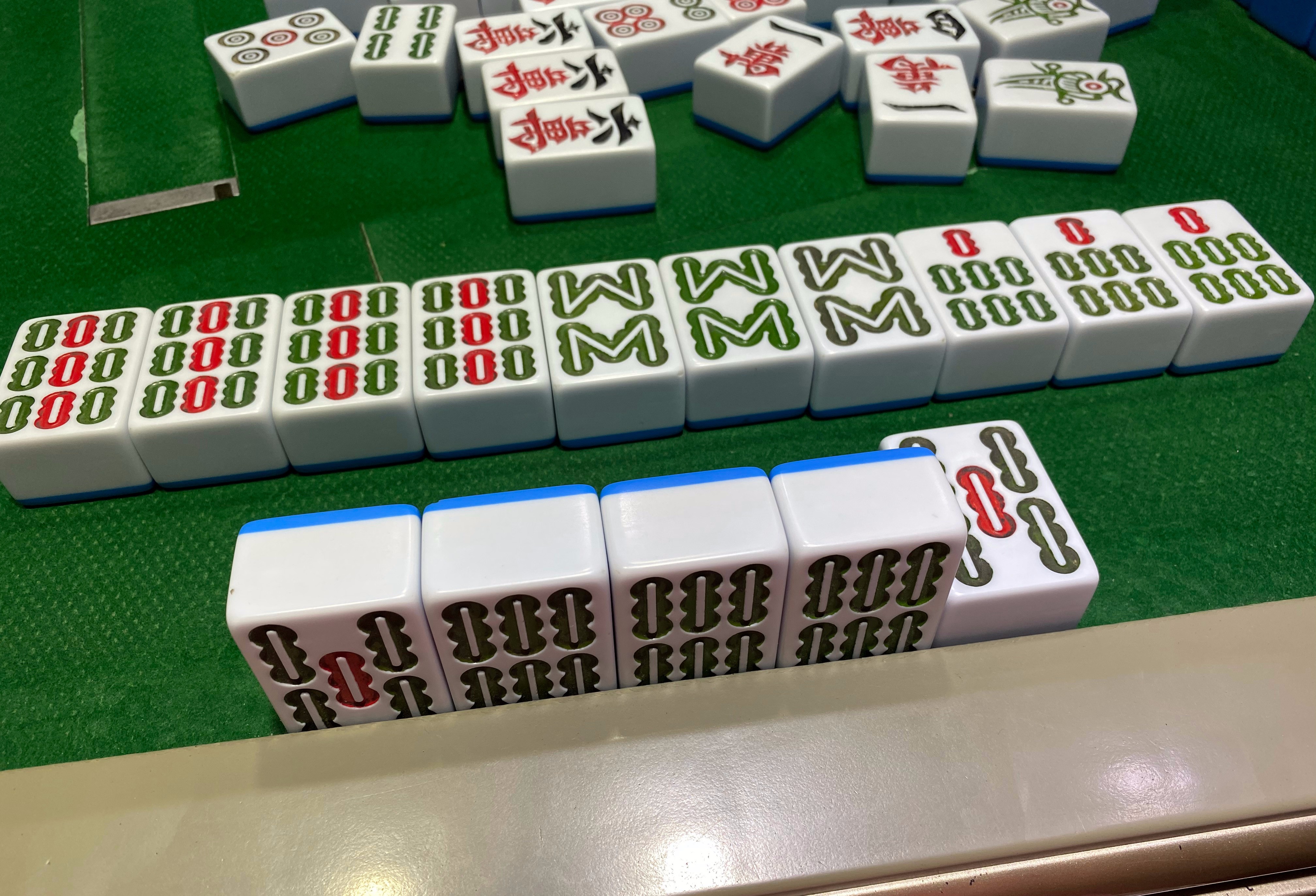 打麻将不想点炮,危险牌出招技巧要记牢